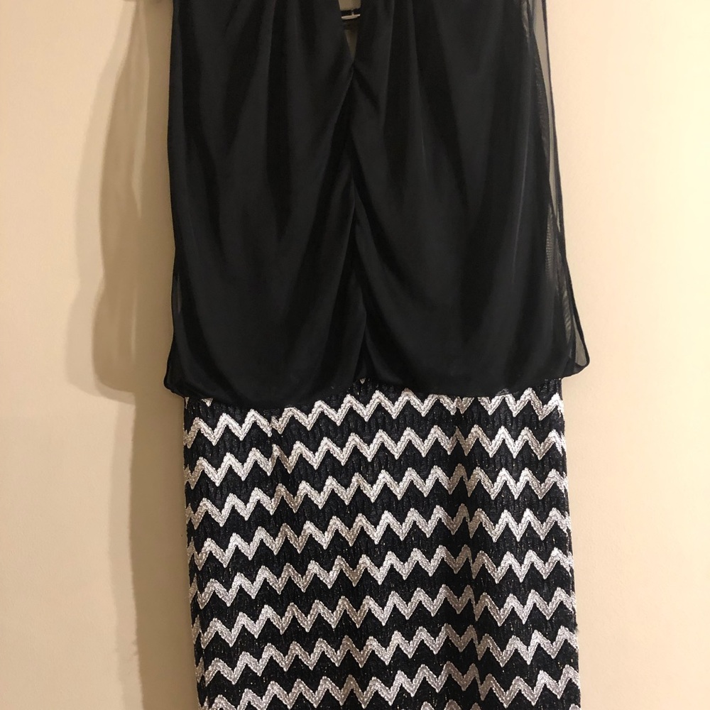 Perceptions Chiffon x Chevron Dress - Picture 3 of 4